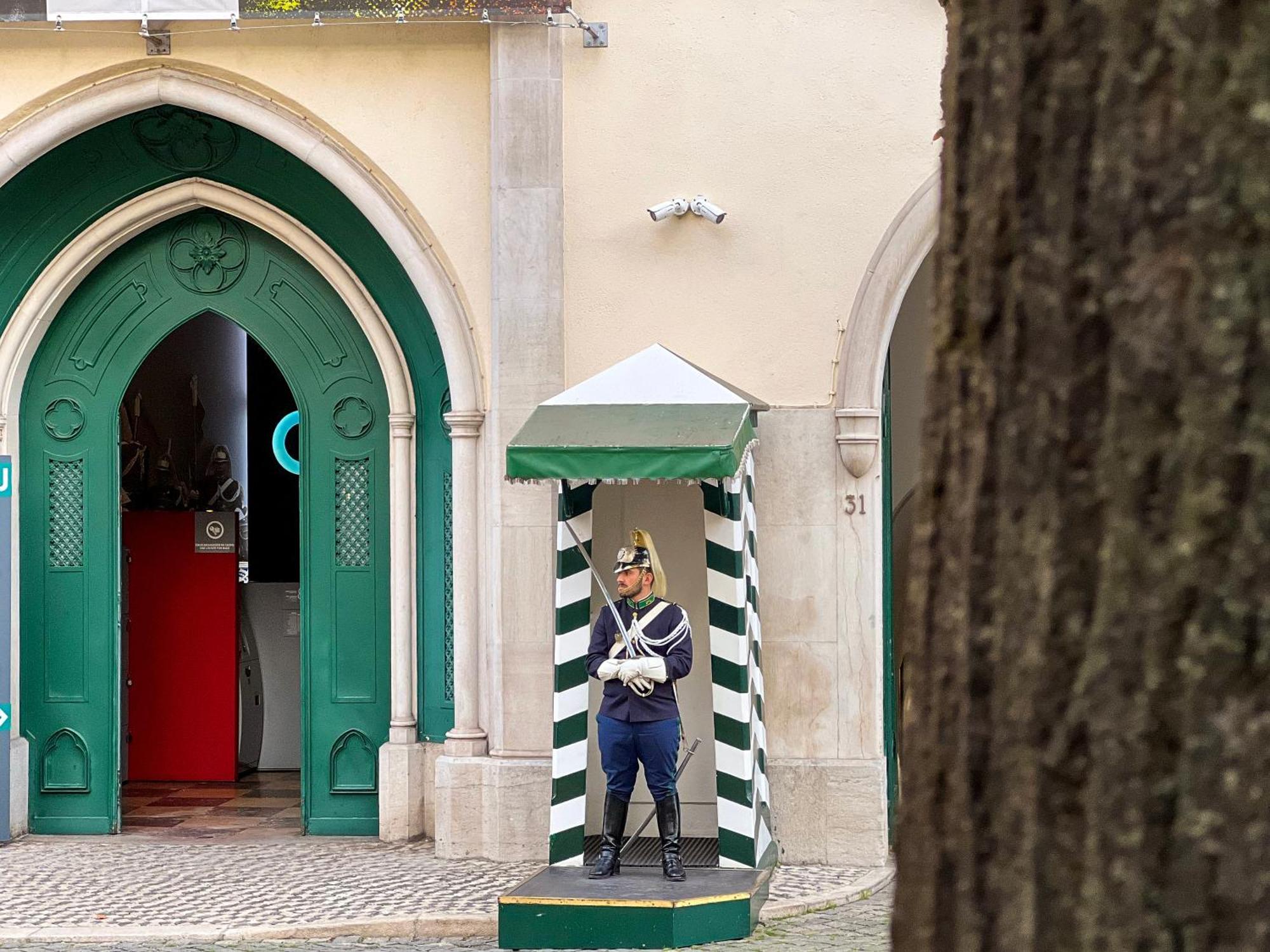 Lisboa Carmo Hotel — Bilder 1